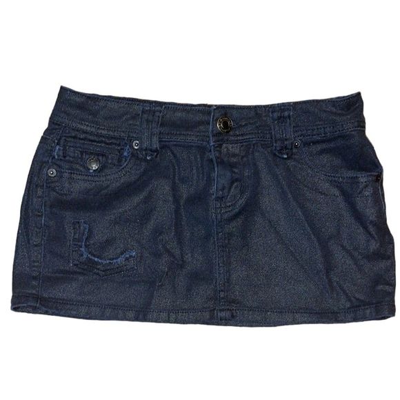 •RUE21• BLACK DENIM MINI SKIRT IN SIZE 1/2 - Picture 1 of 8